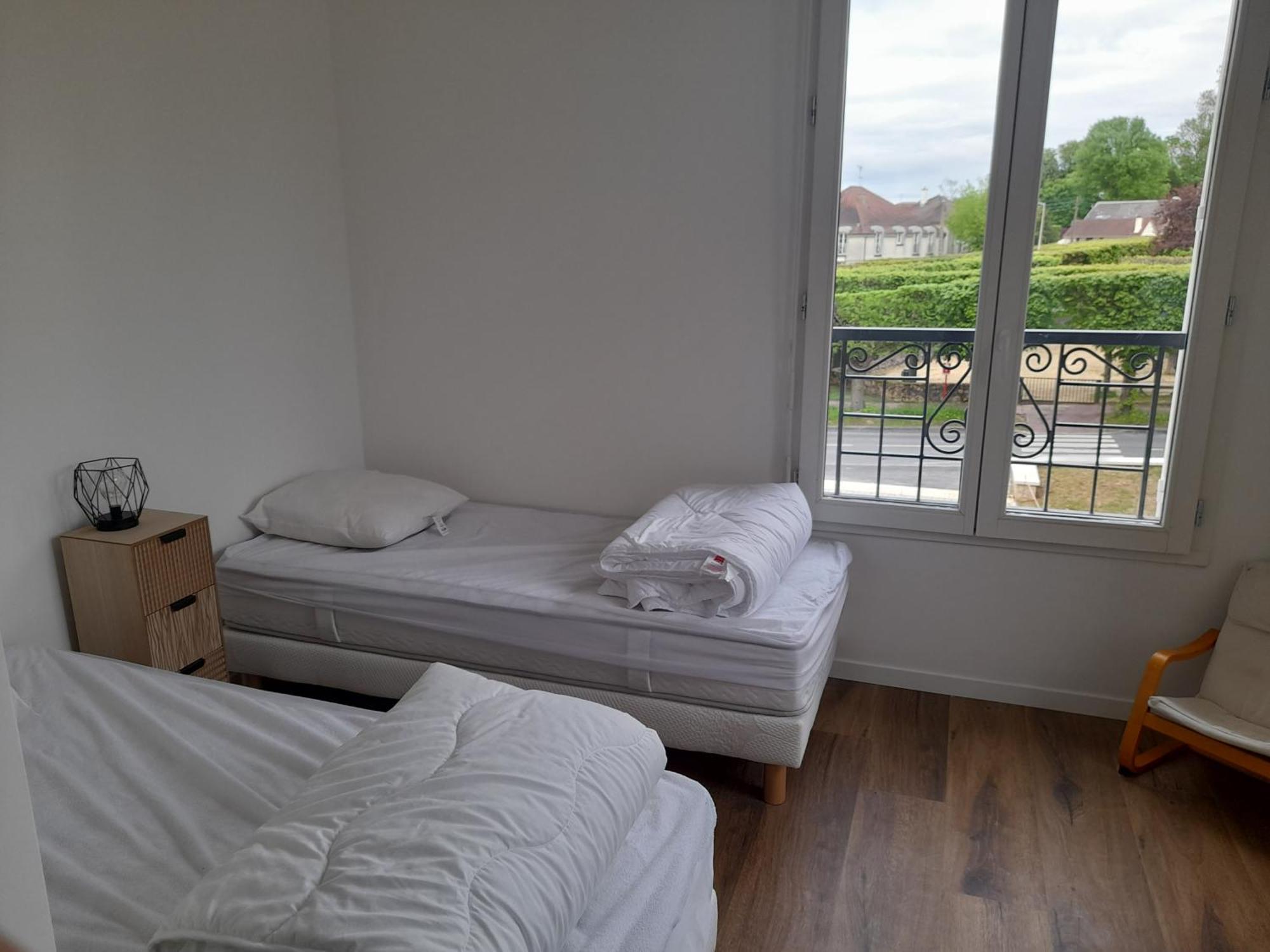 Appart Dans Petit Chateau En Centre Ville Lagny المظهر الخارجي الصورة